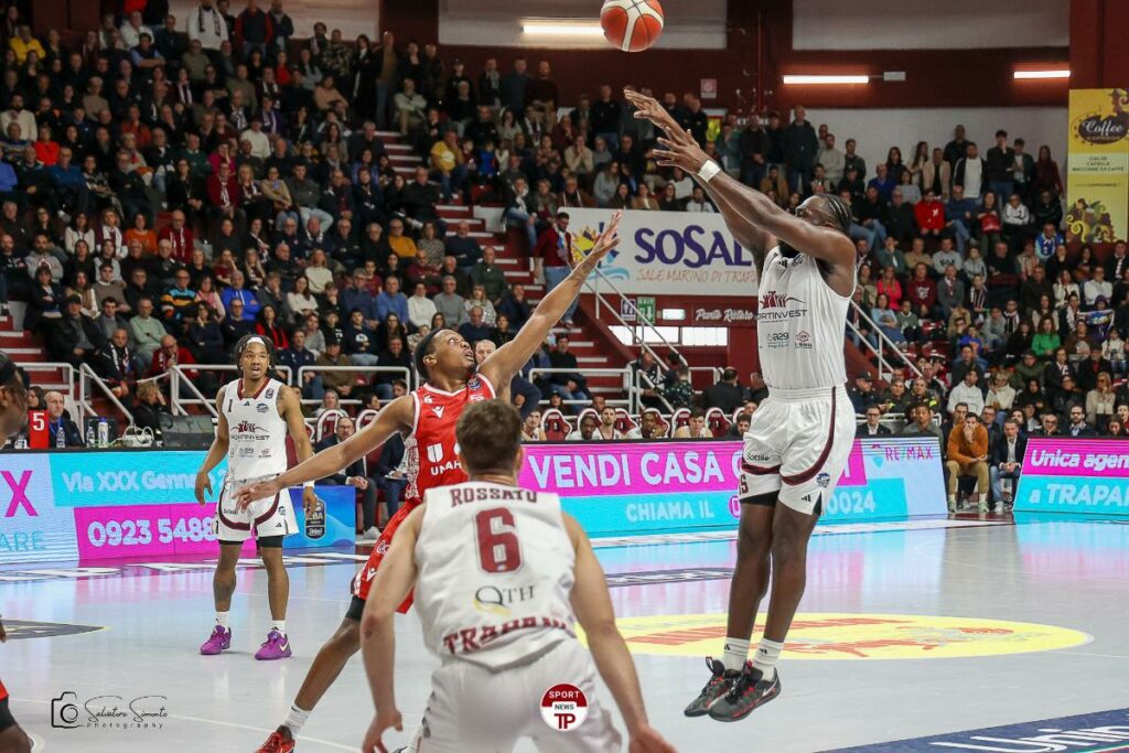 TRAPANI SHARK-REGGIANA: LA FOTOGALLERY 98 8E5B7396 1